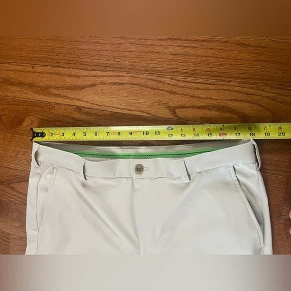 Izod Golf Cream Stonedust Chinos Slim Fit Men’s 36Wx30L Short Sport Casual Pants - Picture 7 of 11